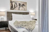 Harbourfront Retreat Near the Waterfront Hôtels à : East York-The Beach
