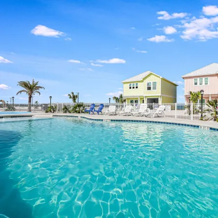 103 Seven Palms, Fishtastic
