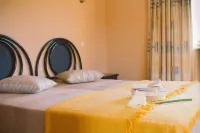Vila Marachique Apartamentos - Kitchens