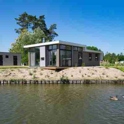 EuroParcs Zilverstrand Hotel Exterior