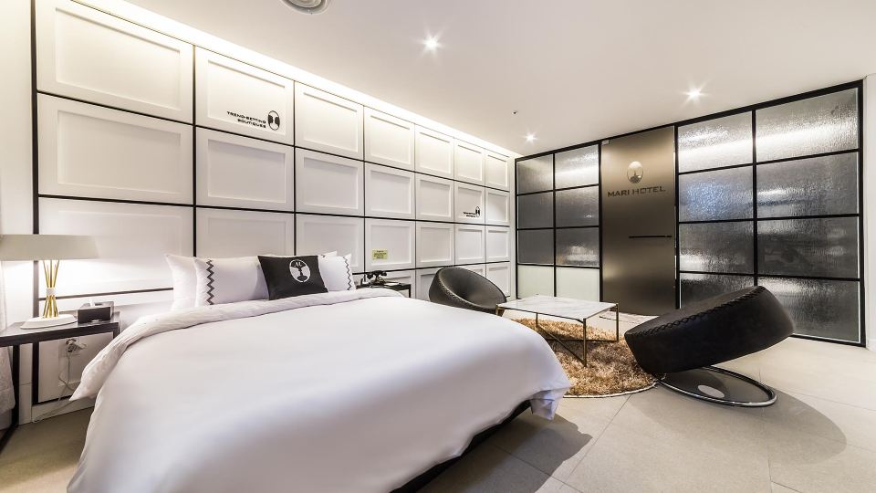 Mari Hotel