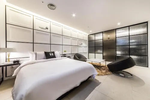 Mari Hotel