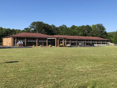 American Inn Chesapeake - Portsmouth Hotels near AR Workshop Chesapeake