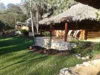 Sierraverde Cabins "Cabaña la Palma" 住宿飯店