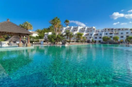 Regency Country Club, Apartments Suites