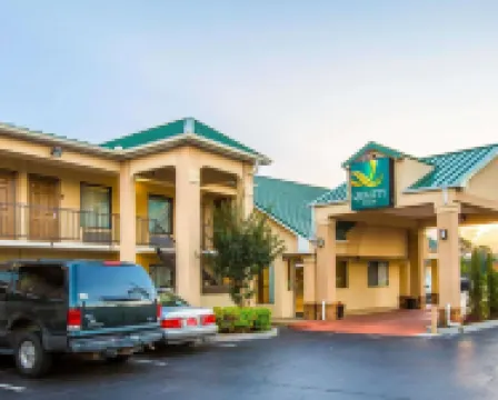 Quality Inn Dahlonega Near University Hotel di 