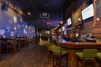 Holiday Inn NEW YORK CITY - TIMES SQUARE by IHG - Bars