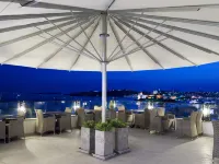 Ena Boutique Hotel Отели рядом с достопримечательностью «Замок Святого Петра»