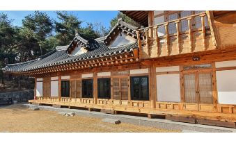 Gyeongju Cheonnyeon Hanok Pension