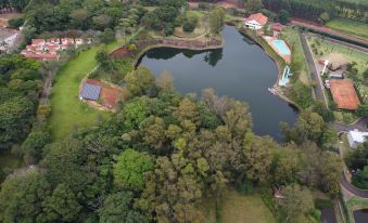 Hotel Lago Das Pedras