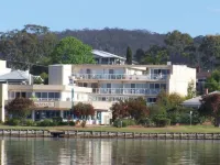 Crown Apartments Hotels in Merimbula