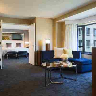 Renaissance Chicago Downtown Hotel Rooms