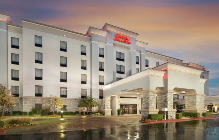 Hampton Inn & Suites Tulsa/Catoosa