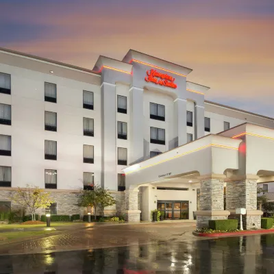 Hampton Inn & Suites Tulsa/Catoosa Hotel dekat Sirkuit Balap Tulsa