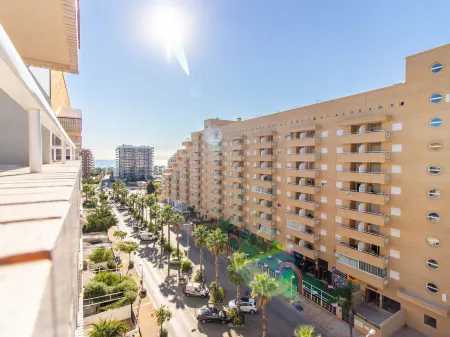 Trebol III - Marina d'Or Отели рядом с достопримечательностью «Punta Larga»