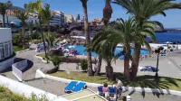 Fantastico 4 - with Large Private Terrace, Free Parking, Air Conditioning, BBQ