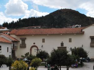 Cusco Plaza Nazarenas