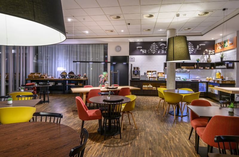 Holiday Inn Express Mechelen City Centre, an IHG Hotel-Mechelen Updated  2023 Room Price-Reviews & Deals 