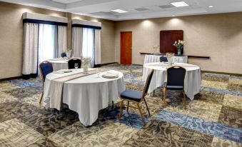 Holiday Inn Express & Suites Richmond North Ashland