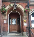 Sun Inn Hotels in Stanley Common