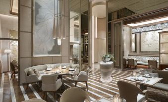 Four Seasons Hotel Tokyo at Otemachi
