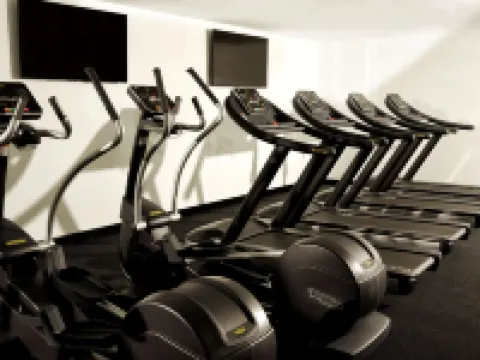 A โดย Adina Canberra