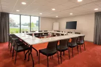 Sure Hotel by Best Western les Portes de Montauban