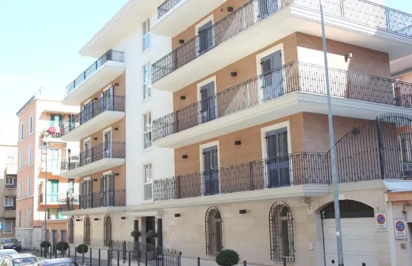 維亞洛雷住宅酒店