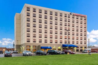 Comfort Suites Chicago O'Hare Airport Hôtels à : Schiller Park
