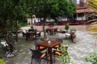 Gaia Holiday Home Hotels near Shree Radha Krishna Mandir and Bar Pipal Chautara