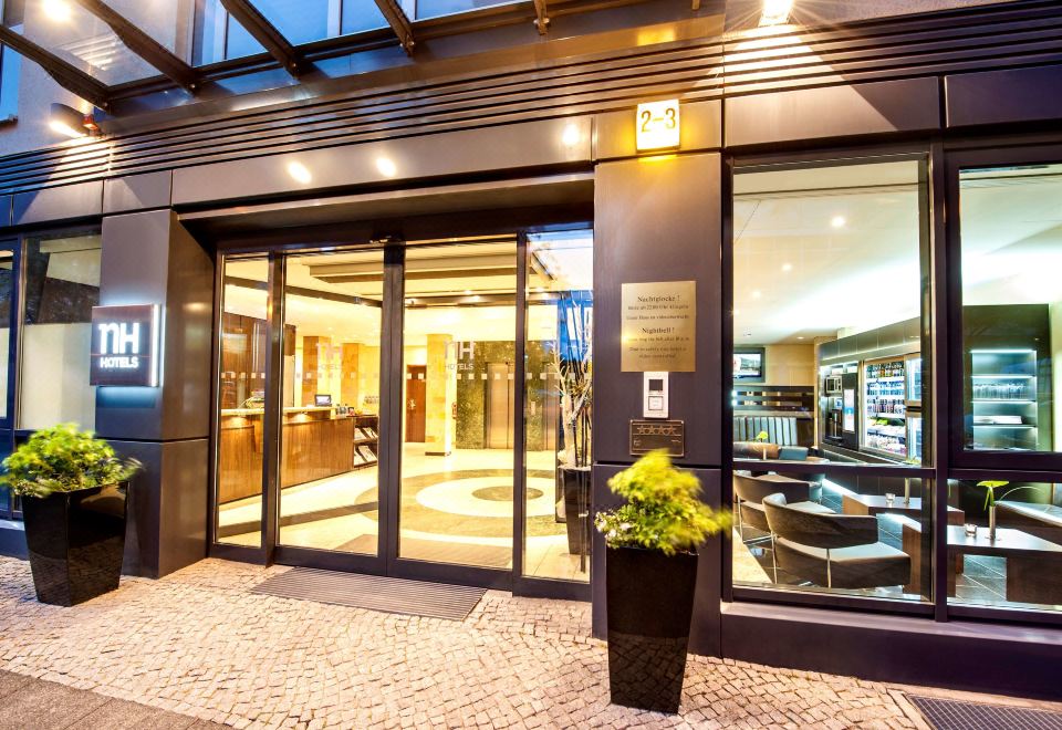 호텔 조식 뷔페 이미지