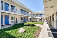 Motel 6 Schiller Park, IL - Chicago O'Hare Hotels in Schiller Park