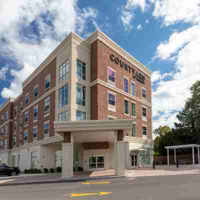 Courtyard Rochester Downtown Hotel Exterior