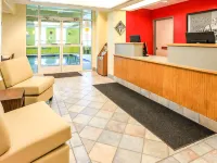 Super 8 by Wyndham Sault Ste. Marie Hotels in Chippewa County