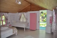Bellerofon Beach Otel