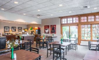 Quality Inn Pittsburgh Airport