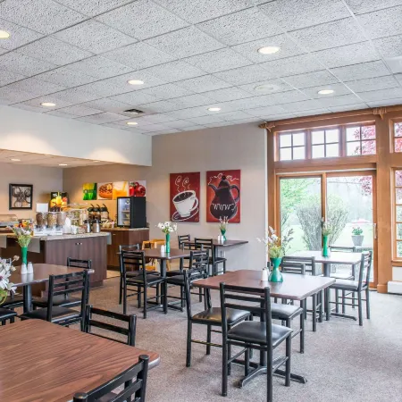 Quality Inn Pittsburgh Airport