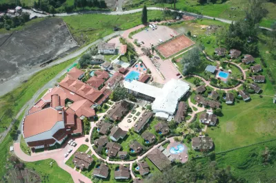 Termales El Otoño Hotels in Villamaria