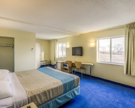 Super 8 by Wyndham Estevan โรงแรมในเอสเตวาน
