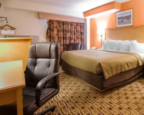 Econo Lodge Kansas City Downtown North - 2-Star