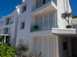 Belado Residence Bol