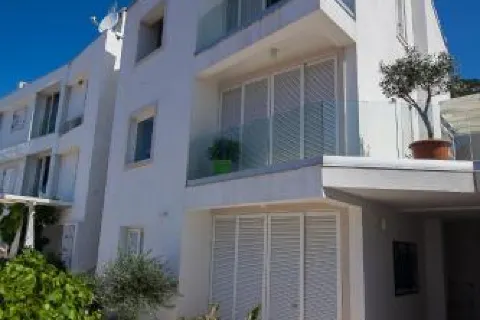 Belado Residence Bol