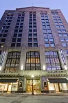 Hampton Inn & Suites Cincinnati-Downtown - 2-Star