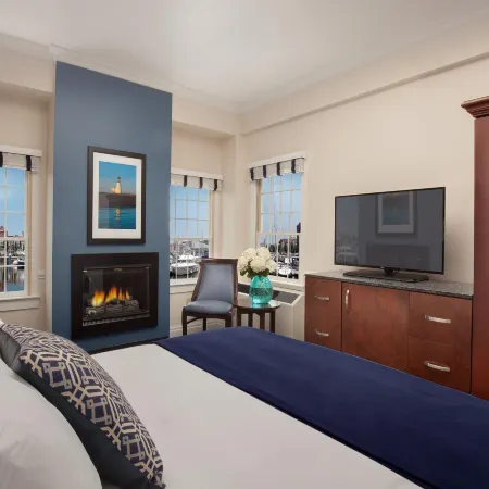 Bristol Harbor Inn
