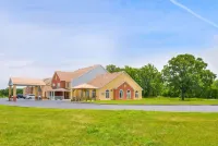 Super 8 by Wyndham Lake of the Ozarks Hotels in Equality Township