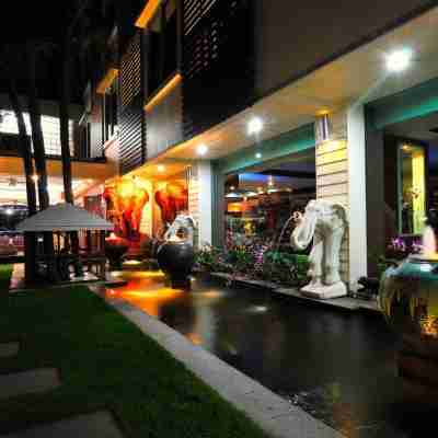 The Airport Hotel Others