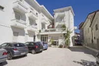 Hotel Vienna - Parkering