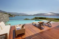 Grand Resort Lagonissi - Meerblick
