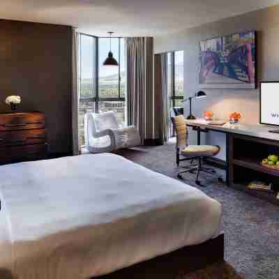 Whitney Peak Hotel Reno, Tapestry Collection by Hilton Rooms