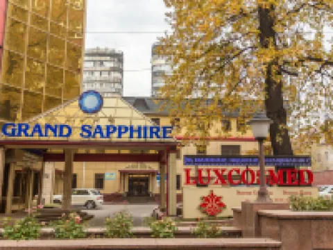 Grand Sapphire Hotel โรงแรมใกล้Military-Historical Museum